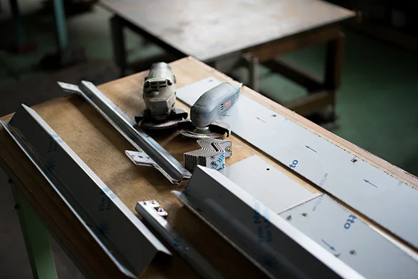 事業内容：空調関連部材の製作